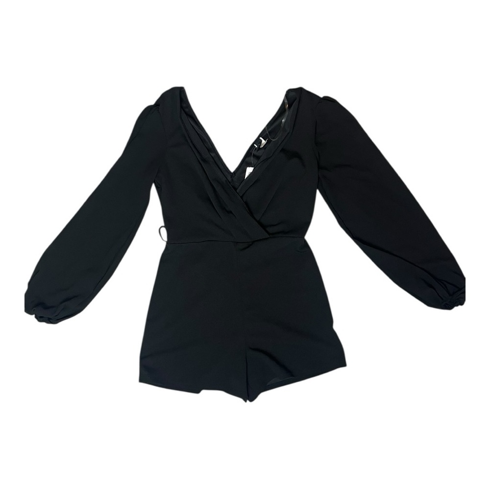 Windsor Black Long Sleeve Romper Size Medium NWT